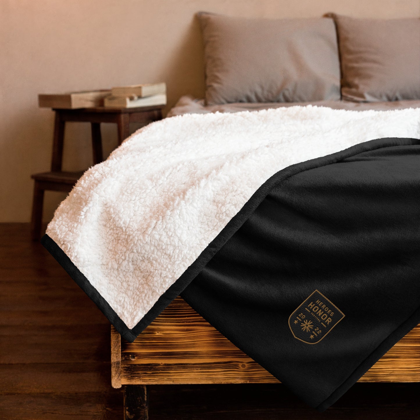 HHF 2022 OFFICIAL SHERPA BLANKET
